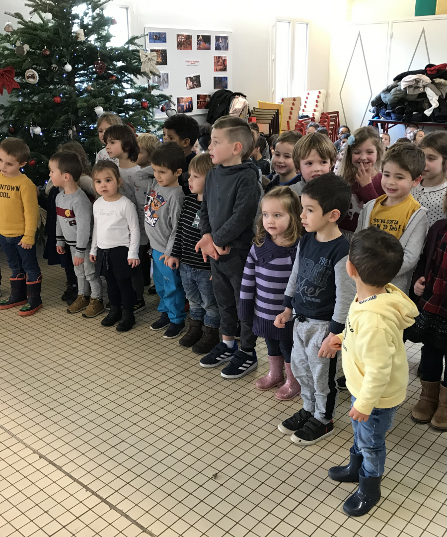 2019_5_Gouter de noël et remise des colis aux anciens_001