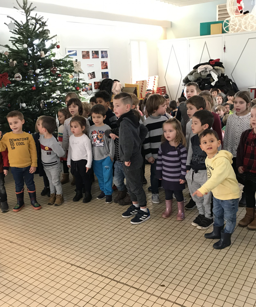 2019_5_Gouter de noël et remise des colis aux anciens_002